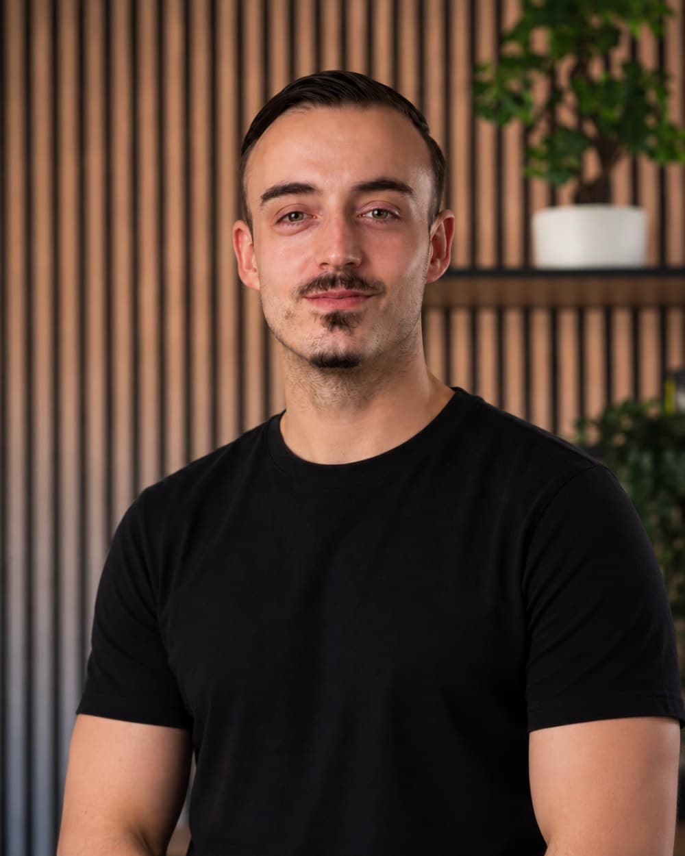 Dylan Grandjean, CEO · Conception & relation client chez NeX
